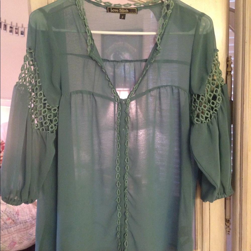 Sheer button-up blouse - Picture 2 of 3